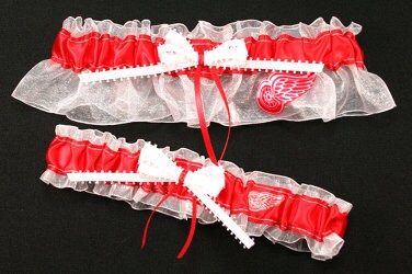 Detroit Red Wings Inspired Garter Set